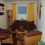 Pensjonat Gaestehaus Posch *