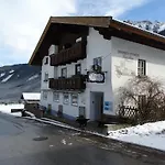 Gaestehaus Posch *