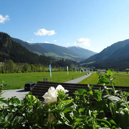 Gaestehaus Posch Pensión *